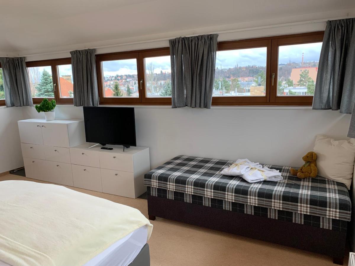 Residence Top Floor Apartment Praag Buitenkant foto